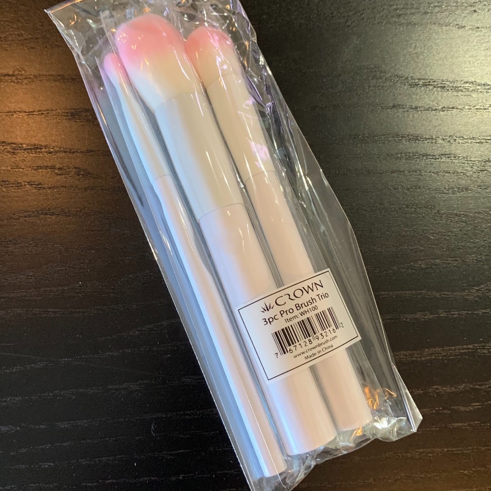 CROWN 3 Piece Makeup Brush Set